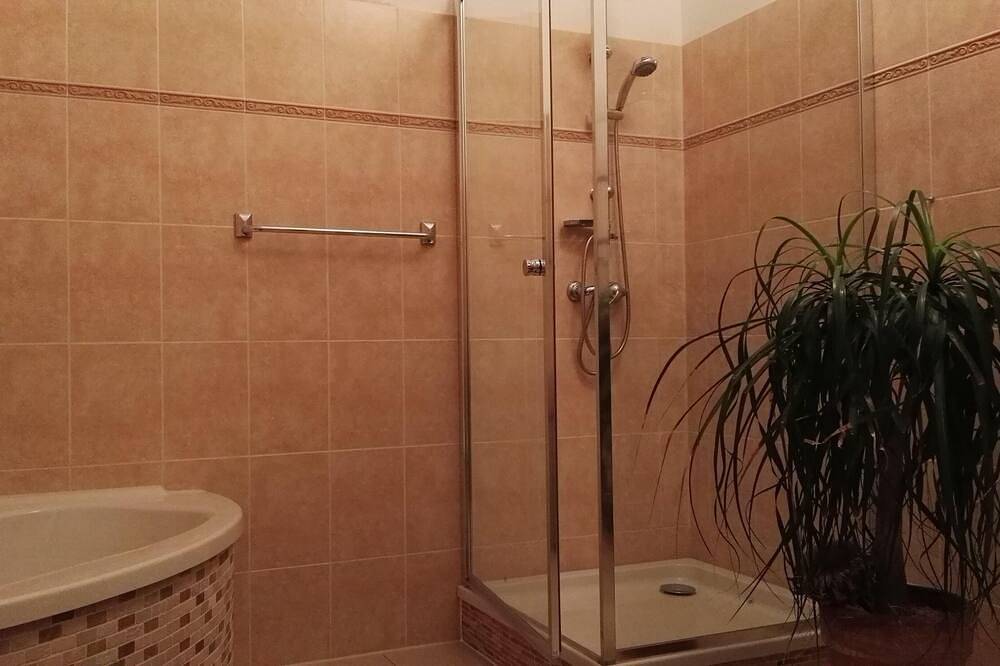 Ganze Wohnung, Feriendomizil Roger Wohnung 2 in Leipzig, Kulkwitzer See