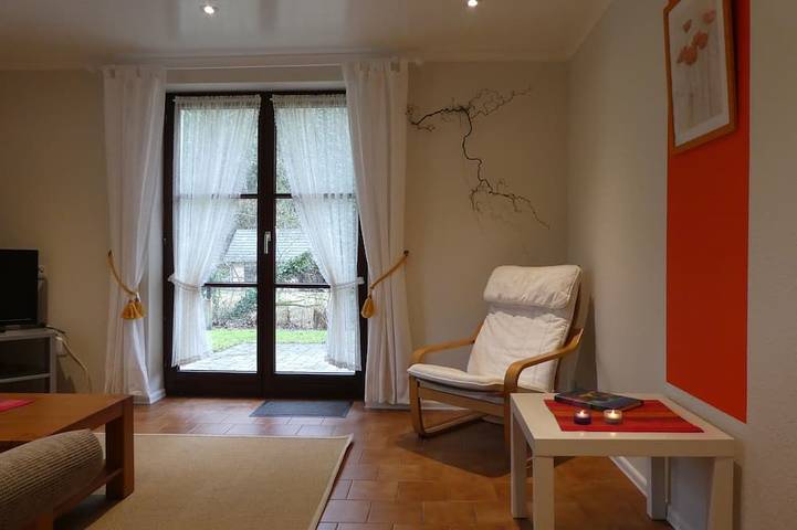 Appartamento intero, Ampio giardino, in montagna, in campagna, in posizione idilliaca, a casa. benvenuto in Sankt Vith, Riserva naturale Hautes Fagnes