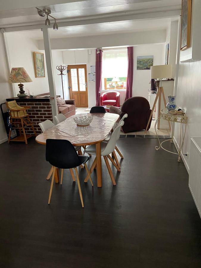 Location de vacances pour 6 personnes, avec vue sur le lac ainsi que jardin et vue, animaux acceptés à Fumay - 3