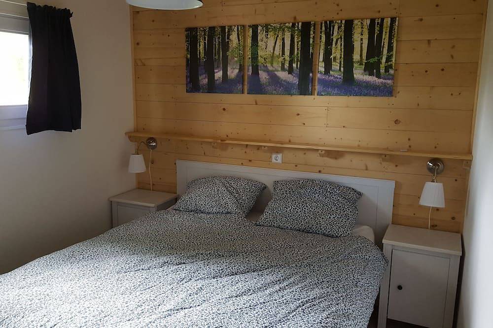 Vrijstaand Chalet vlakbij het Strand van Castricum in Castricum, Nederlandse Noordzeekust