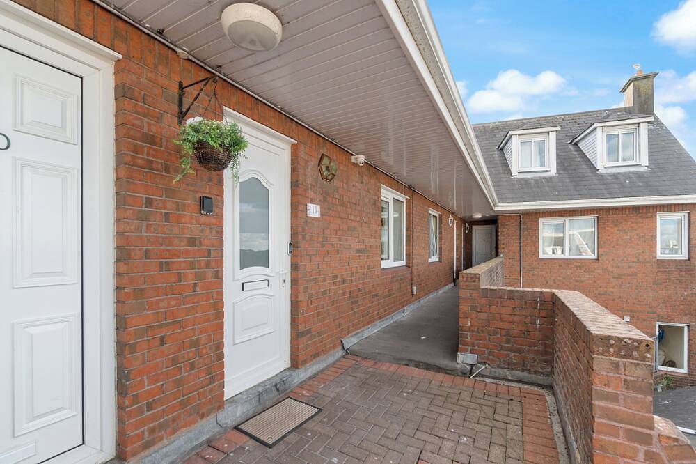 Entire apartment, Heart of Galway City Centre 4 Bedrooms Stunning View of Galway Bay in St Nicholas, Galway