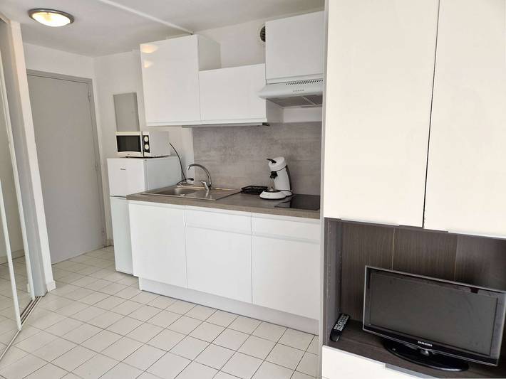 Ganze Wohnung, Wohnung am Strand mit Pool und Parkplatz in Marseillan, Mittelmeerküste (Frankreich)