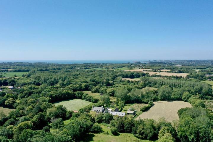 Maison d’hôte pour 2 personnes, avec vue et jardin à Ploumilliau - 4