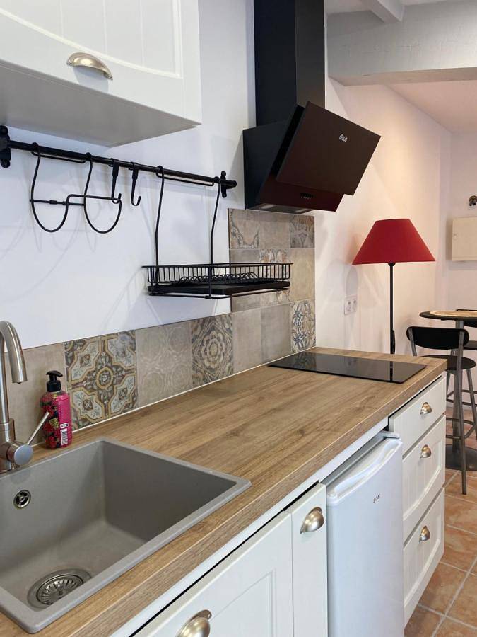Appartement entier, Appartement au cœur du village in Mondragon, Vaucluse