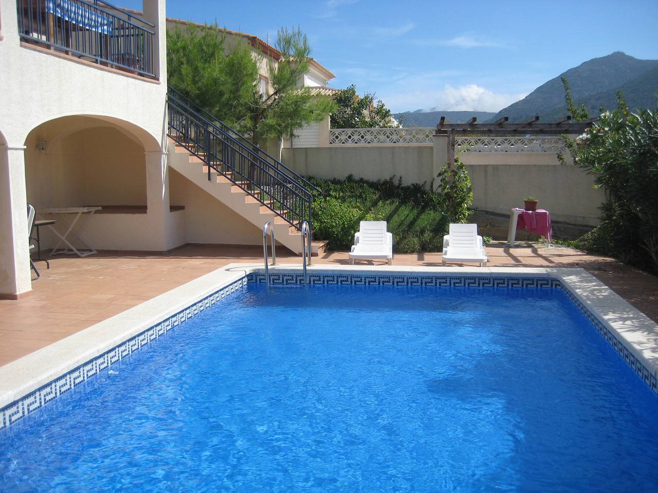 Maison à Roses avec piscine privée, clim, wifi et parking in El Mas Fumats, Roses