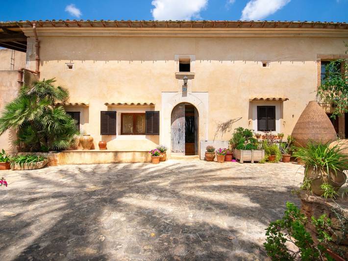 Finca für 5 Personen, mit Ausblick und Garten sowie Terrasse und Pool, kinderfreundlich - 1