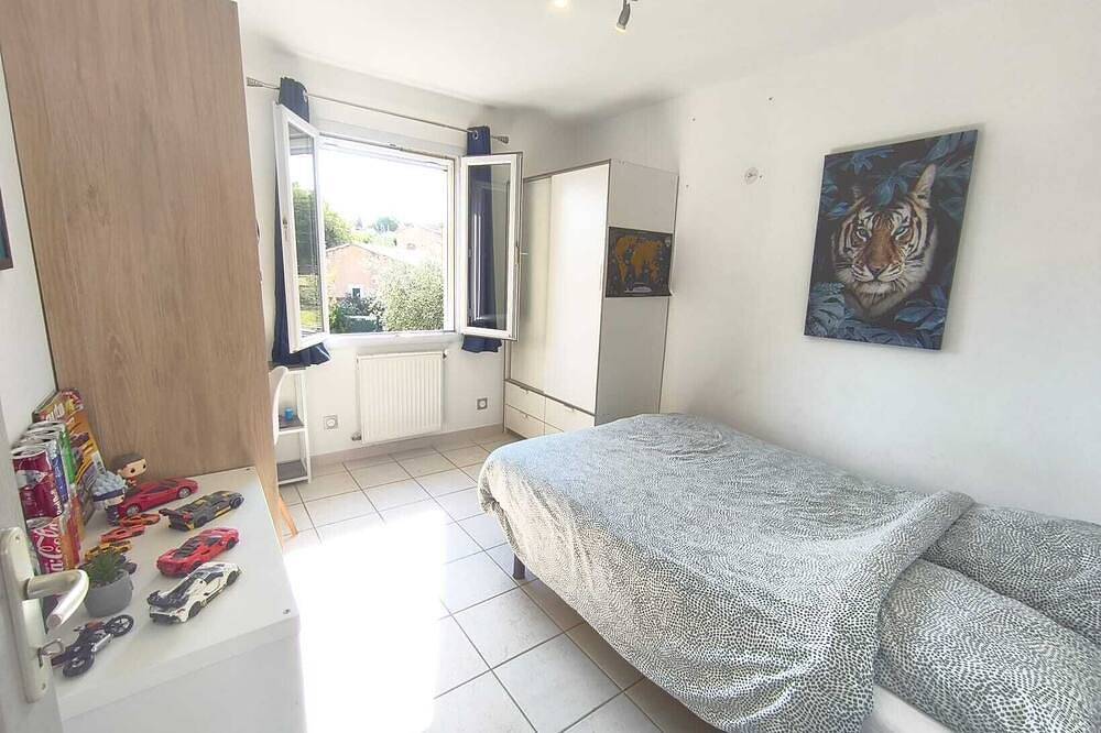 In the olive garden in Marseille, Marseille region