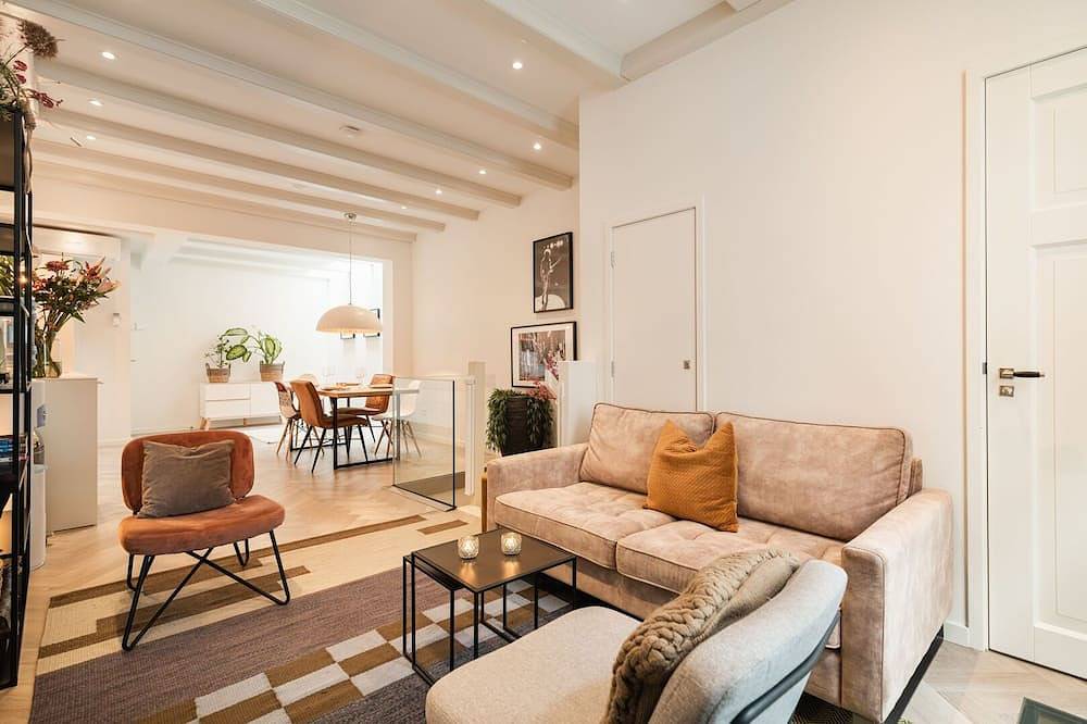 Appartamento intero, Appartamento di lusso con ampio soggiorno in Costa Olandese