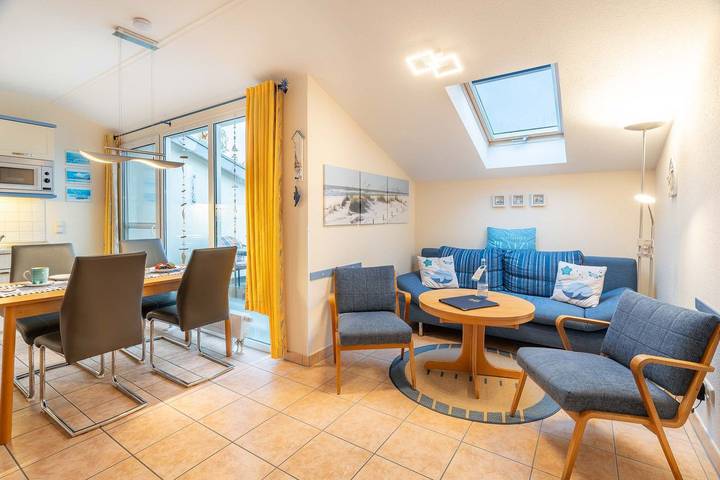 Ferienwohnung für 4 Personen, mit Balkon in Zempin