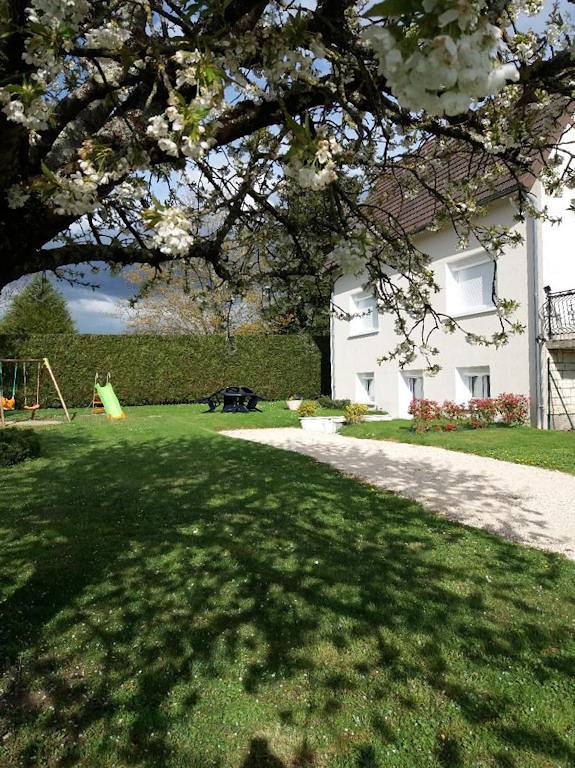 Gîte pour 5 personnes, avec terrasse et jardin à Noyers-sur-Cher - 2