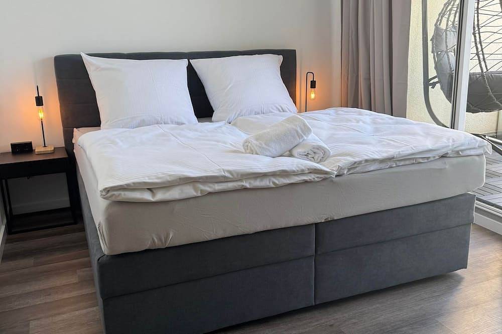 Ganze Wohnung, Remark Studios: Studio-Apartment mit Dachterrasse in Misburg-Anderten, Hannover