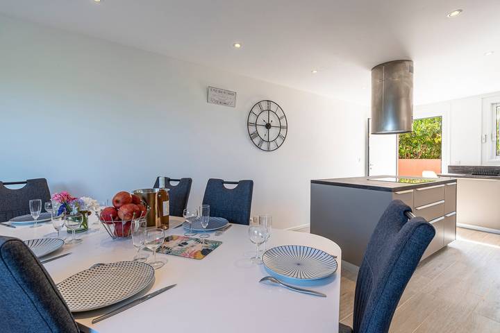 Location de vacances pour 8 personnes, avec terrasse, animaux acceptés à Pietrosella - 3