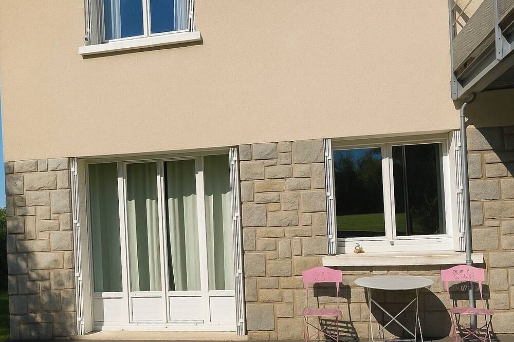 Apartamento entero, Charming apartment with private parking in Aurillac in Ytrac, Región de Aurillac