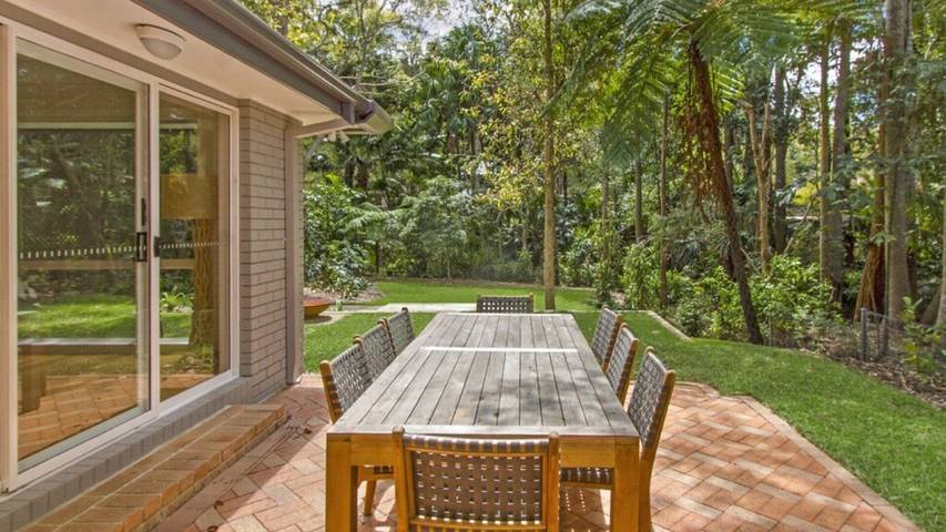 Holiday home for 10 people, with terrace in Pearl Beach