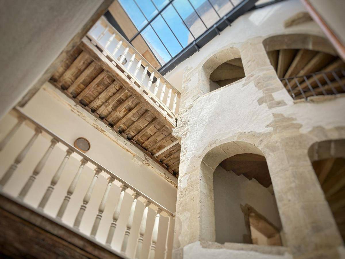 Appartement entier, One-Bedroom Apartment in Cluny, Région de Mâcon