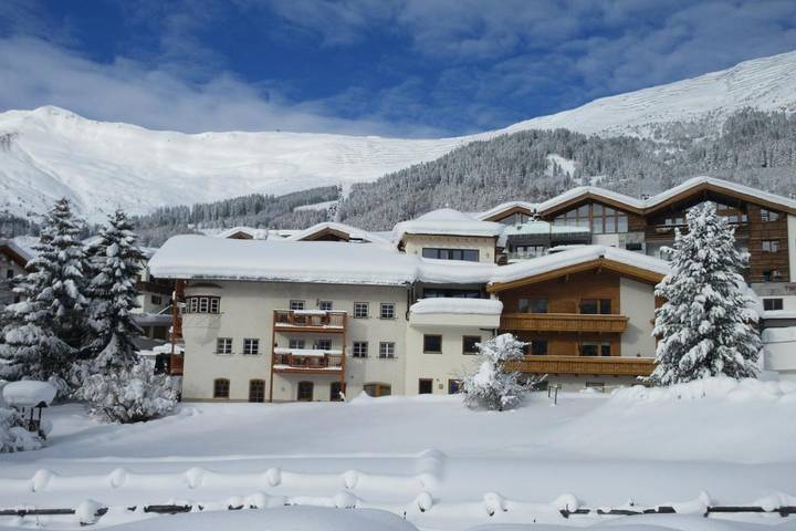 Gîte pour 3 personnes, avec balcon et vue à Fiss - 2