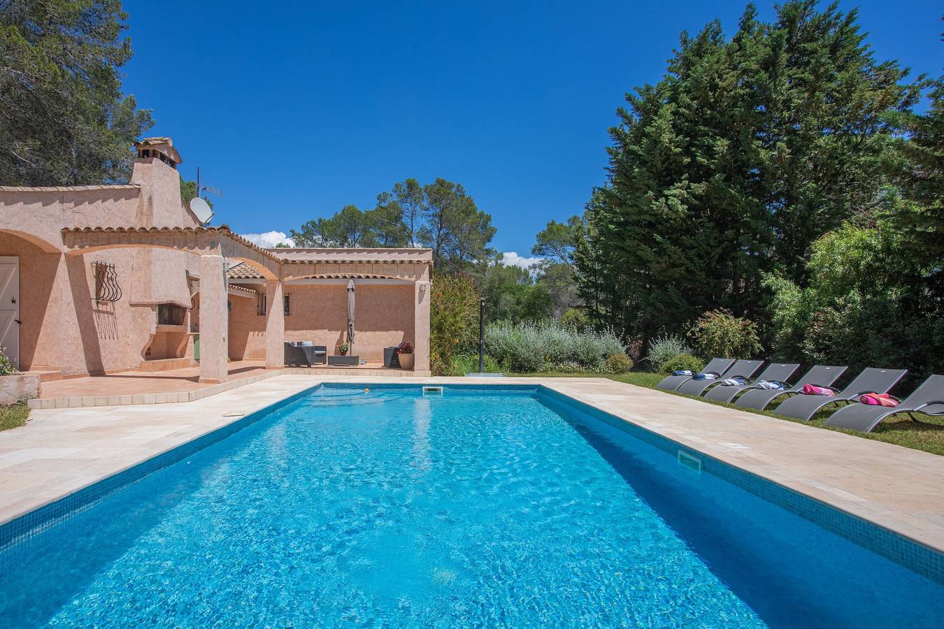Casa de vacaciones 'La Lieutenante' con piscina privada, Wi-Fi y aire acondicionado in Puget-sur-Argens, Costa mediterránea (Francia)