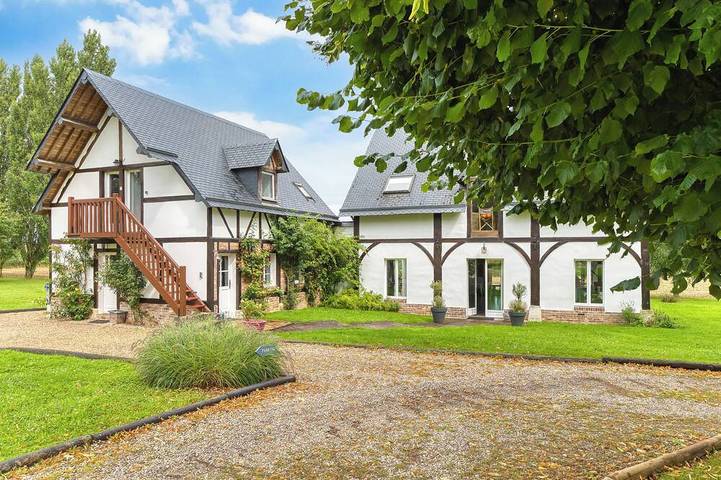 Location de vacances pour 15 personnes, avec terrasse et jardin à Sigy-en-Bray