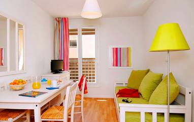 Appartement De Vacances pour 4 Personnes dans La Londe-les-Maures, Parc national de Port-Cros, Photo 3