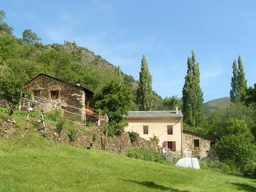 Chambre d’hôte pour 3 personnes, avec jardin dans les Pyrénées-Orientales