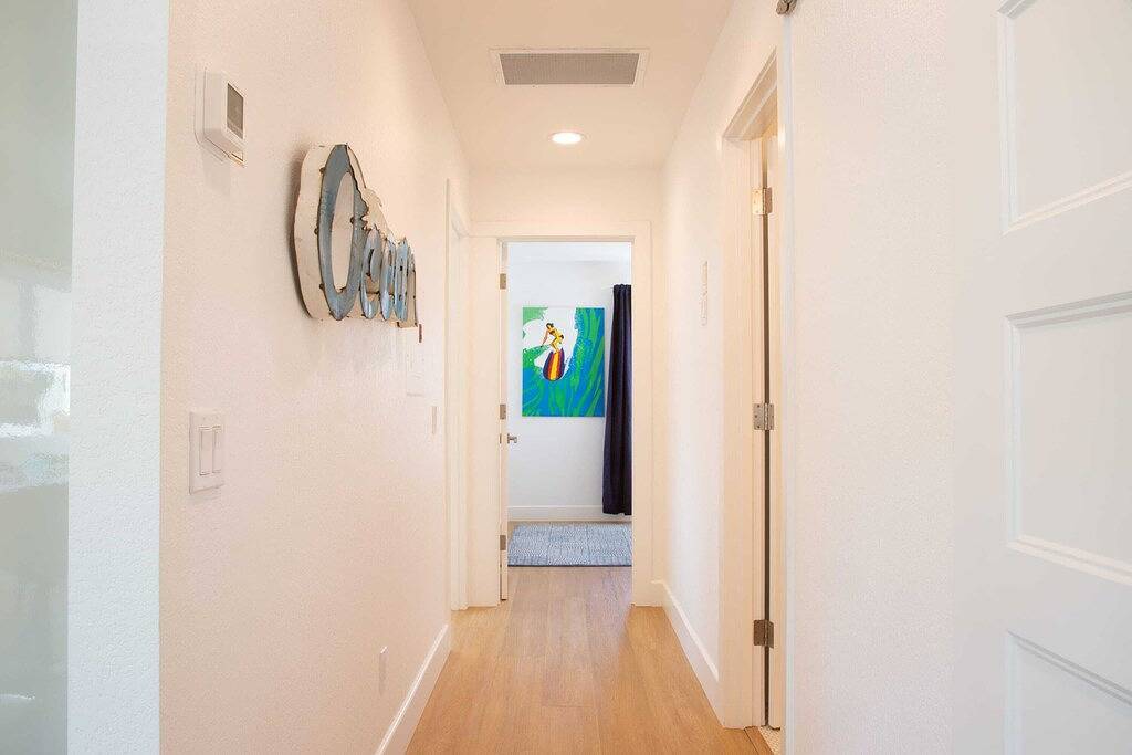 Immer frisch, niemals wählerisch. Tolle Lage und ein großartiger Ausgangspunkt für Ihren Urlaub! in Encinitas, San Diego County