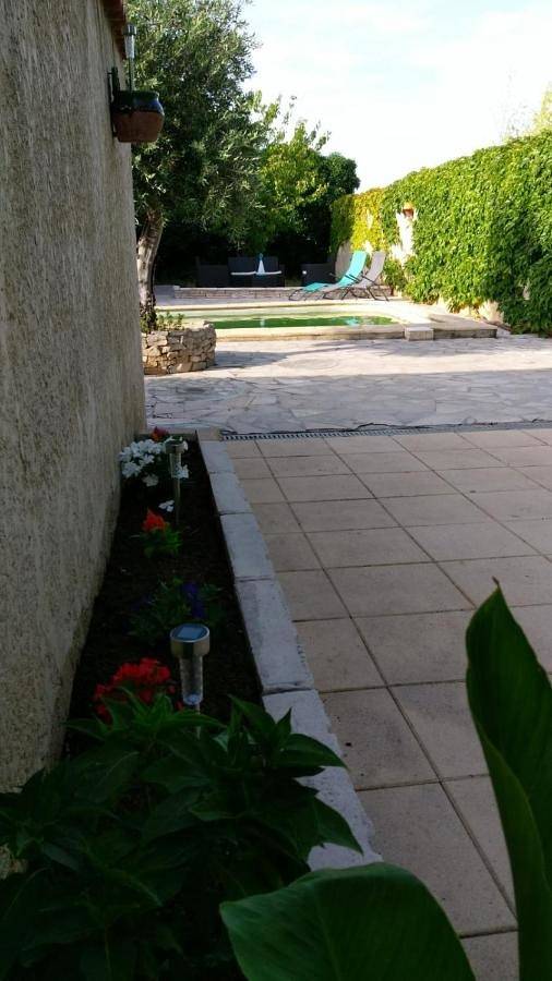 Location de vacances pour 8 personnes, avec piscine et jardin à Lézignan-Corbières - 4