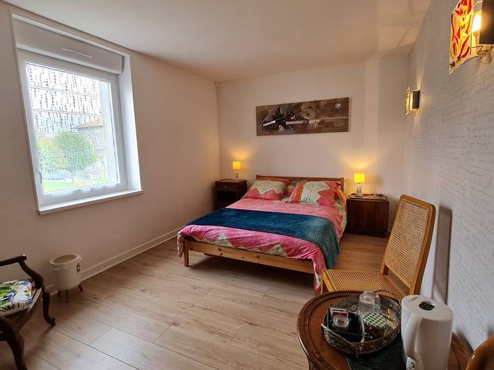 Gîte pour 4 personnes, avec terrasse dans Lac de Madine