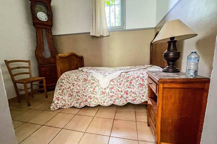 Location de vacances pour 11 personnes, avec jardin et terrasse à Rochegude - 4