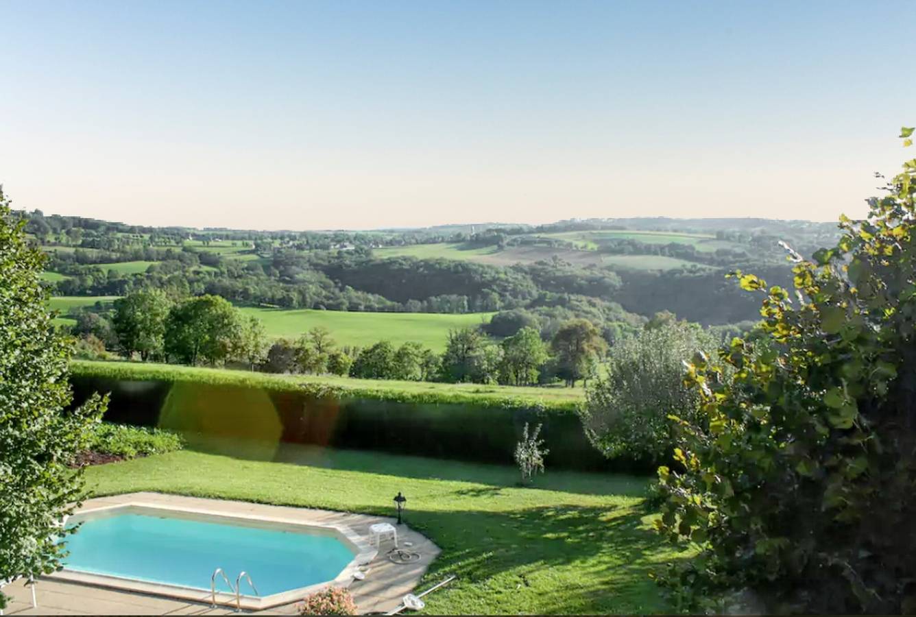 Elegante Villa in Mur-de-Barrez mit Privatem Pool in Mur-de-Barrez, Zentralmassiv