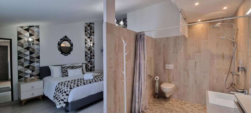 Location de vacances pour 2 personnes, avec jacuzzi et jardin ainsi que piscine et terrasse à Gauriaguet - 4