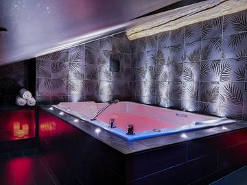 Appartement de vacances pour 2 personnes, avec jacuzzi dans la Loire