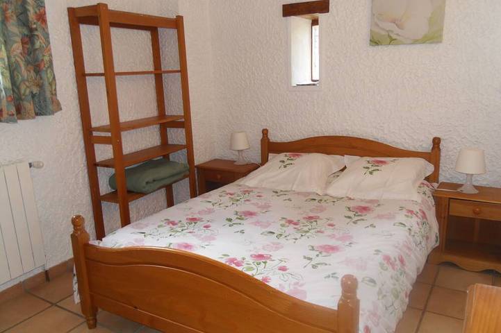 Gîte pour 10 personnes, avec jardin à Saint-Marcel-d'Ardèche - 4