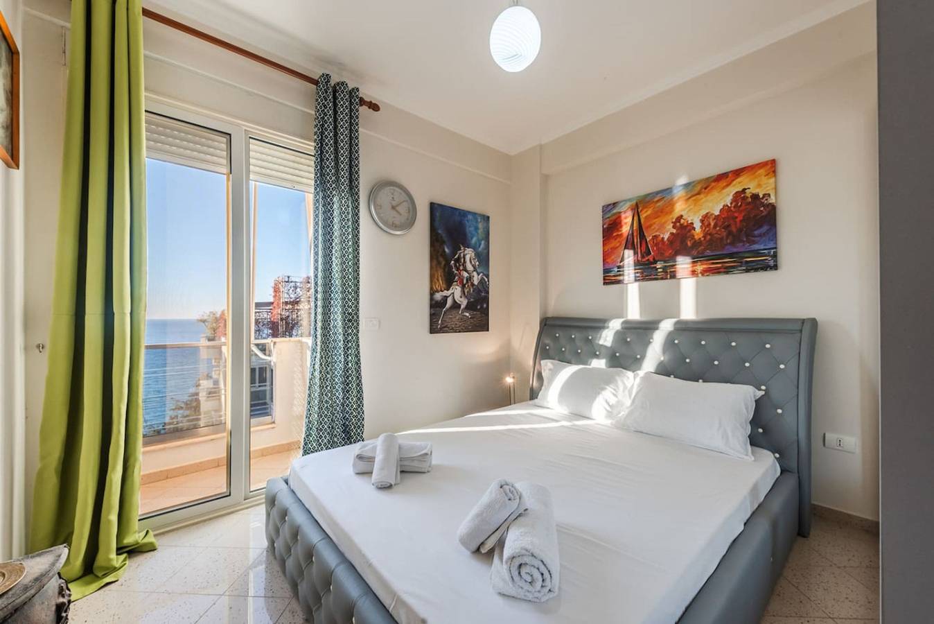 Apartamento entero, Amazing Canvas by the Sea | Wifi & Free Parking in Vlorë (Ciudad), Vlorë