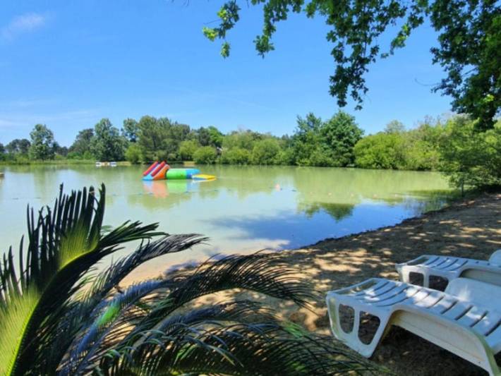 Location de vacances pour 2 personnes, avec terrasse dans Bayas - 4