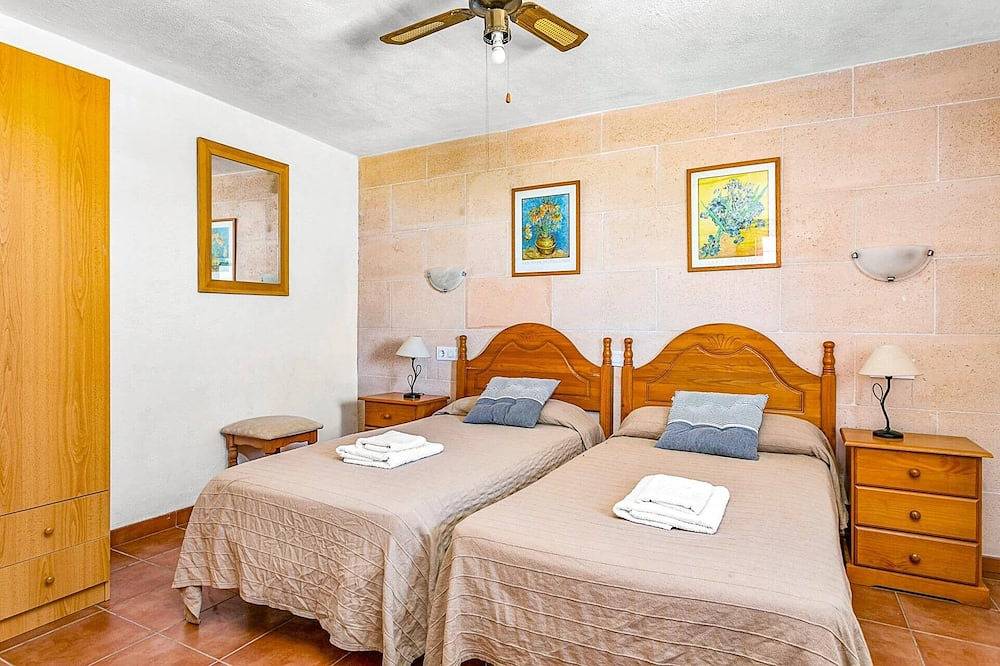 Villa Verde Ciutadella by Villa Plus in Ciudadela, Menorca