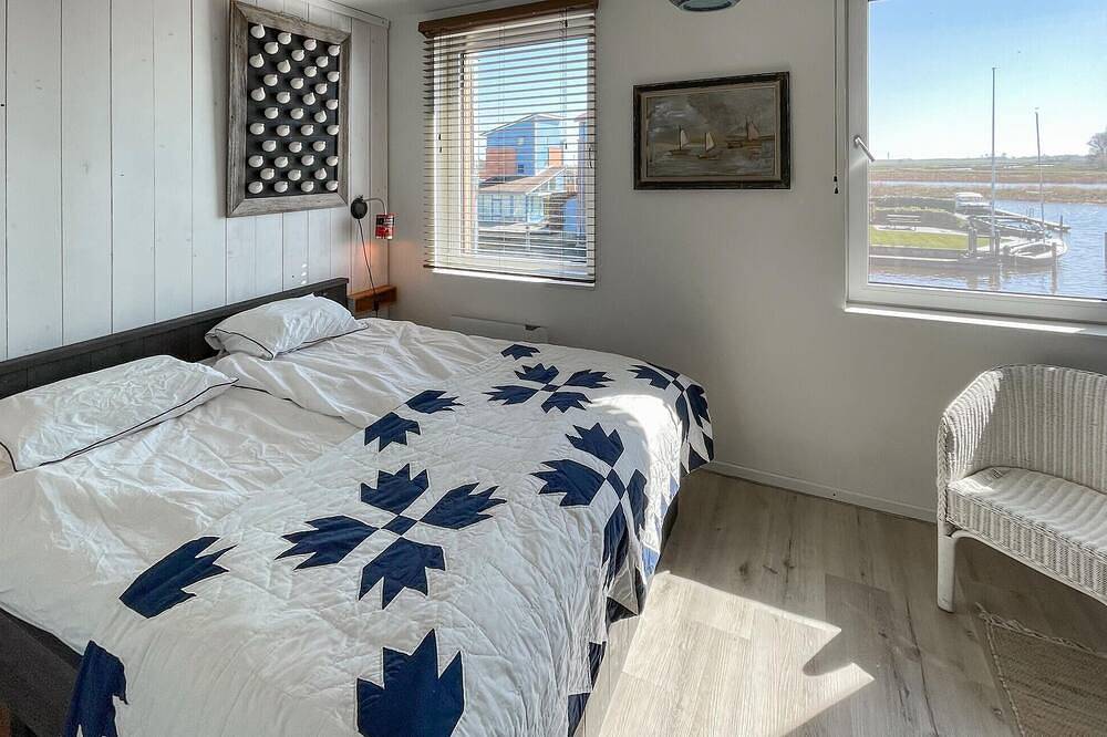 3 bedroom lovely home in Heeg in Heeg, IJsselmeer