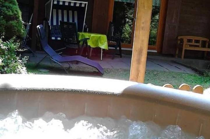 Ferienhaus für 4 Personen, mit Sauna und Whirlpool sowie Pool und Garten in Bad Pyrmont - 4