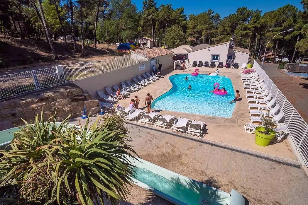 Mobil-home Aqua 3 Zimmer 4 Personen Terrasse halb überdacht + Tv in Mondragon, Vaucluse