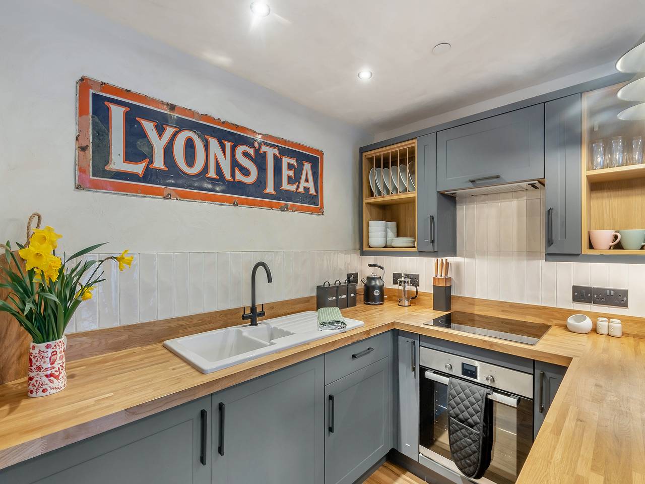 Entire apartment, Flat 1 - Uk49037 in Narberth, Pembrokeshire