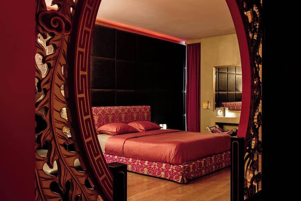 Experience a unique overnight stay in the Shanghai suite! in Gante, Provincia de Flandes Oriental