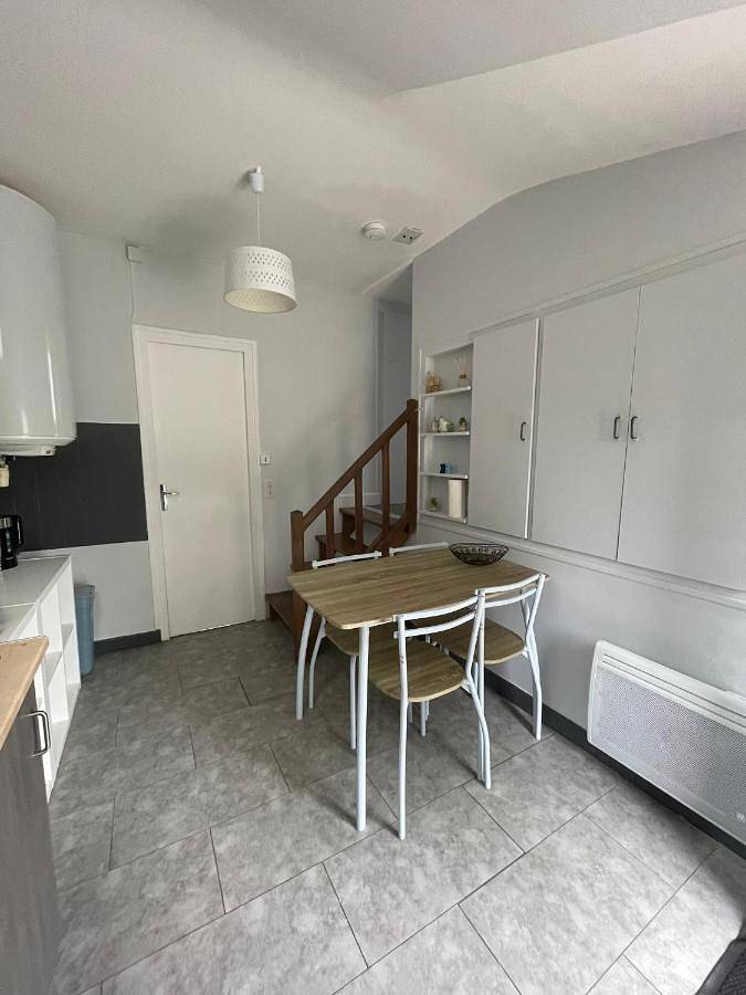 Appartement entier, La cabane du pêcheur in Éguzon-Chantôme, Région de La Châtre