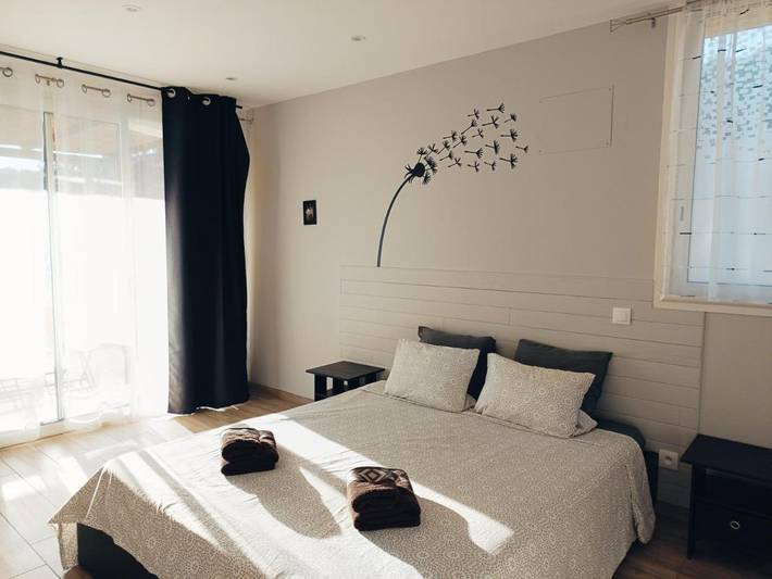 Gîte pour 2 personnes, avec vue et jardin à Peyruis - 4