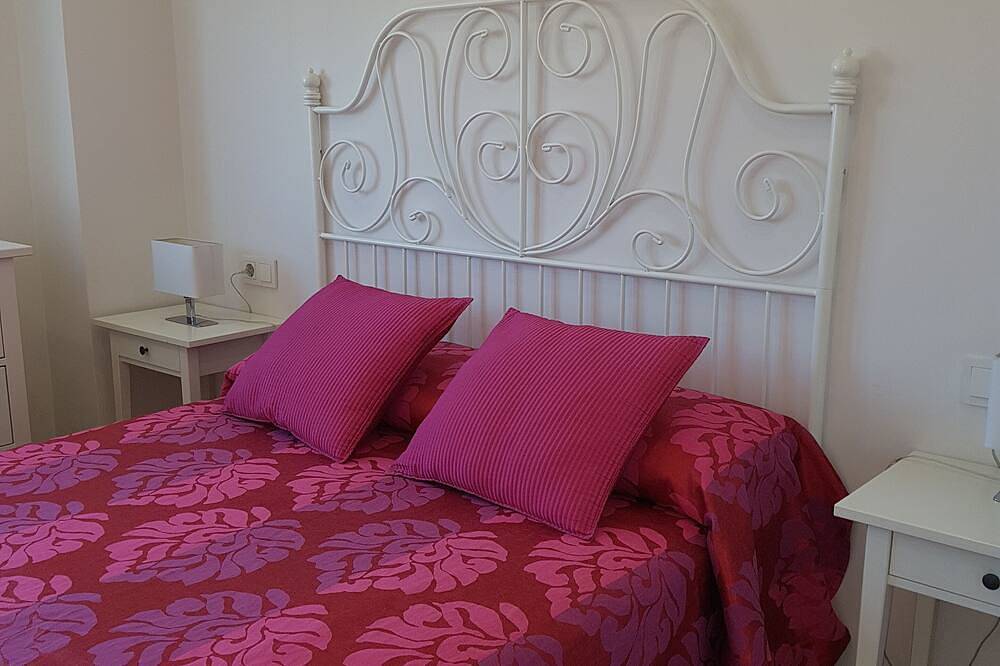 Apartamento entero, Apartamento san juan alicante 1 linea vistas expectaculares al mar wifi in San Juan Playa (Alicante), Costa Blanca