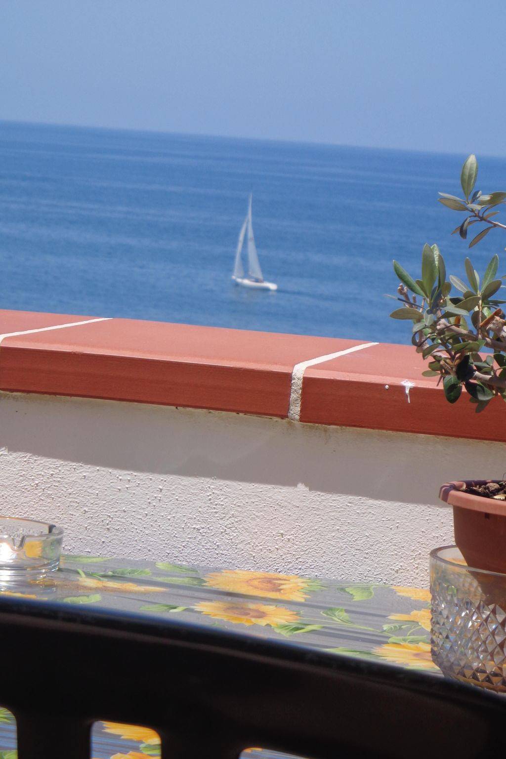 Ganze Wohnung, Charmante Wohnung in Marchesana mit Terrasse in Terme Vigliatore, Messina Provinz