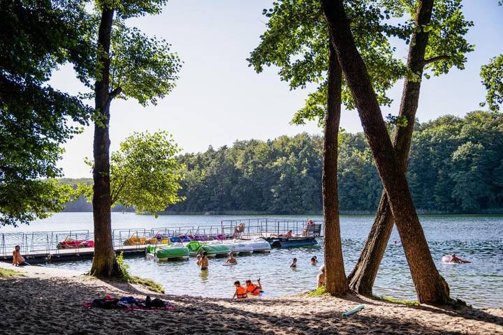 Wynajem wakacyjny dla 6 osób, z Taras i Jacuzzi oraz Ogród i Sauna w Łagów
