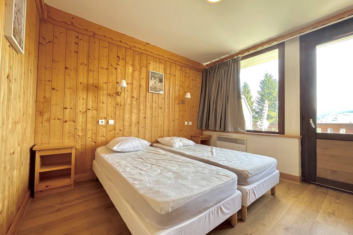 Ganze Wohnung, Cosy Chalet with Terrace in Combloux, Pays du Mont-Blanc