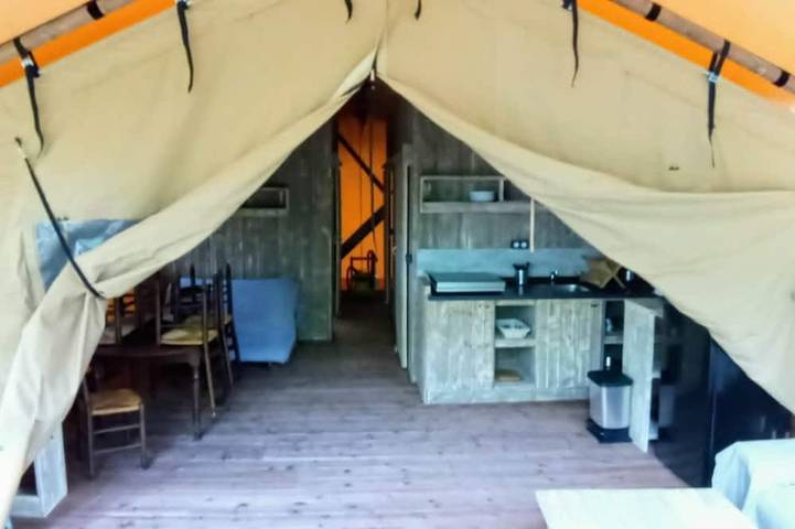 Gîte pour 8 personnes à Saint-Front-d'Alemps - 4