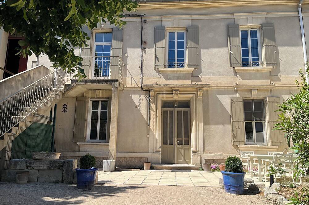 House in the village, near Avignon in Barbentane, Region de Arles