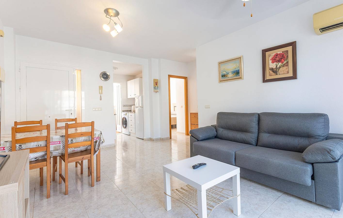 Apartment am Strand mit Parkplatz, Klimaanlage, Küche - 1,5 km zum Strand in Los Narejos, Mar Menor