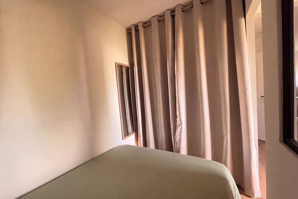 Appartement entier, Élégant studio cosy - Plein centre Haguenau - Proche de toutes commoditées in Haguenau, Nord de l'Alsace